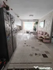 Apartament 3 camere semidecomandat zona Florilor