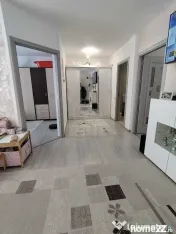 Apartament 3 camere semidecomandat zona Florilor