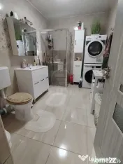 Apartament 3 camere semidecomandat zona Florilor