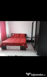 Apartament vânzare 2 camere decomandat 