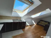 Apartament 2 camere decomandat zona Florilor