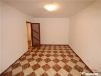 Birouri / Spatiu de inchiriat, zona Alexandru Vlahuta. 