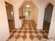 Birouri / Spatiu de inchiriat, zona Alexandru Vlahuta.