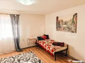 Casa 3 camere cu gradina in suprafata de 1140 mp in loc Rasc 