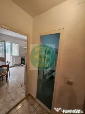 DE VÂNZARE – APARTAMENT 2 CAMERE Zona Piața Mare, Roman Etaj 1