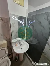 DE VÂNZARE – APARTAMENT 2 CAMERE Zona Piața Mare, Roman Etaj 1