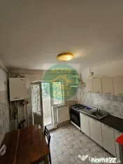 DE VÂNZARE – APARTAMENT 2 CAMERE Zona Piața Mare, Roman Etaj 1