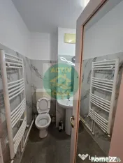 DE VÂNZARE – APARTAMENT 2 CAMERE Zona Piața Mare, Roman Etaj 1