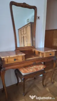 Vând dormitor complet în stil clasic/vintage, stil Baroc-Rococo, din 8 piese. 