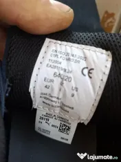Vând adidași cu protecție metalica 