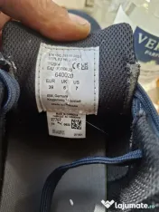 Vând adidași cu protecție metalica 
