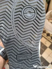 Vând adidași cu protecție metalica