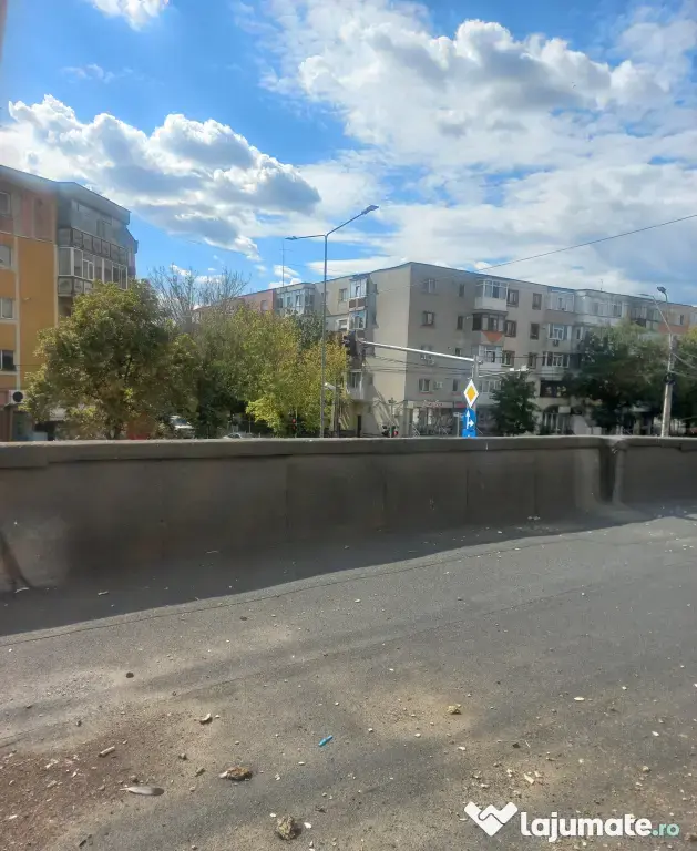 Ap 3 cam, 2 balcoane, et 1 zona 0 Pitesti