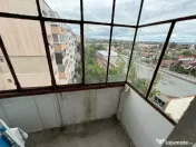 Apartament 3 camere decomandat două balcoane – Bulevardul București, 