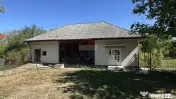 De vanzare locatie la 35.000 euro CASA + SURA 