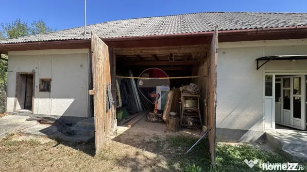 De vanzare locatie la 35.000 euro CASA + SURA - Fersig (Maramures)