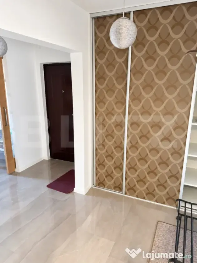 Apartament 3 camere, 64 mp, etaj 3 – ultracentral, mobilat - Dej (Cluj)