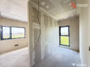 Duplex cu 3 camere si teren de 247 mp de vanzare in localita