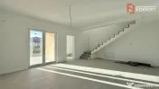 Duplex la cheie 4 camere - toate utilitatile - Mosnita zona 