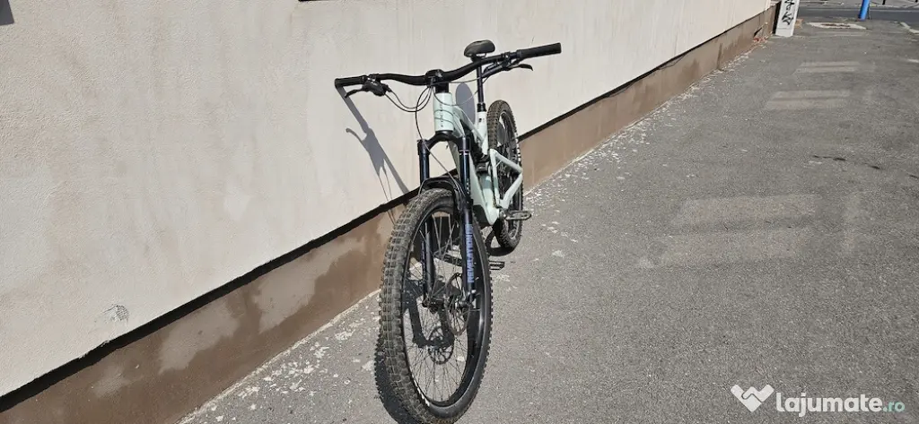 Bicicletă Focus Jam 6.8