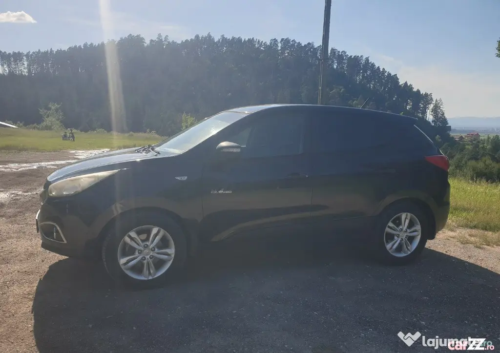 Hyundai ix35 2011, 1.6 benzină, 135 CP, revizie frâne recentă | Preț negociabil - Brasov (Brasov)