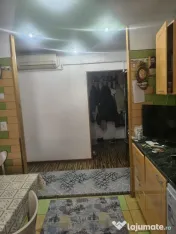 Apartament 2 camere decomandat, zona Vidin, etaj 3. 