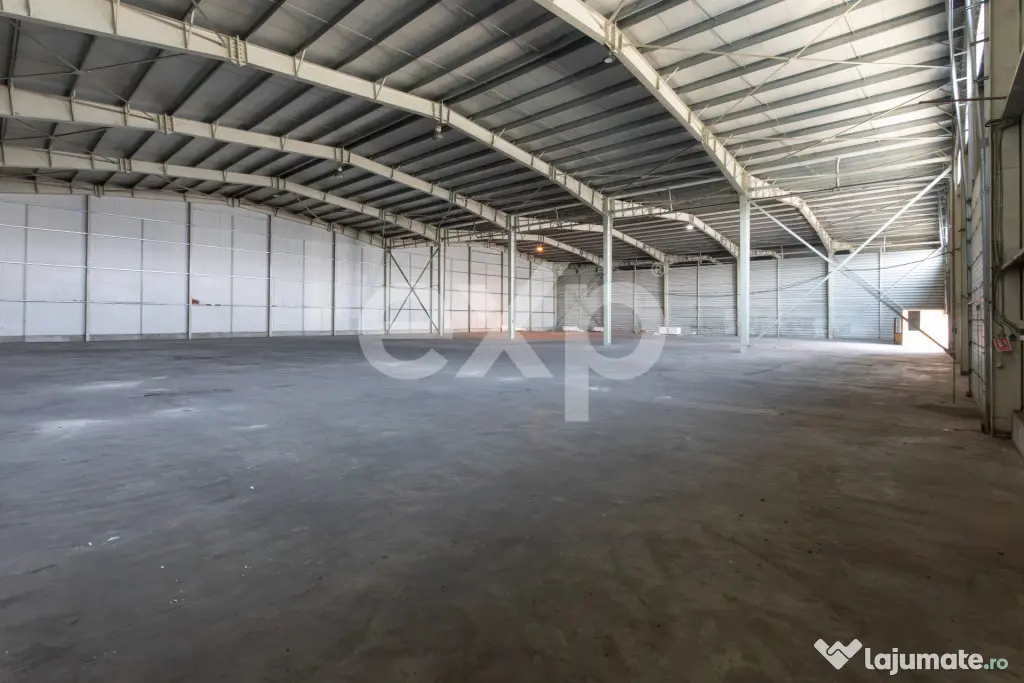 DE ÎNCHIRIAT | Ansamblu industrial 2 hale 4.400 mp | Calea - Margineni (Bacau)