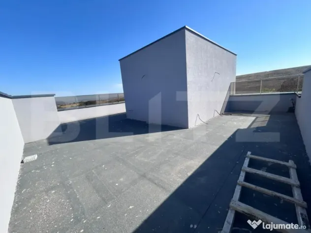 Casa de 214 mp, teren 458 mp, cu Vedere Panoramică în Dezm - Cluj-Napoca (Cluj)