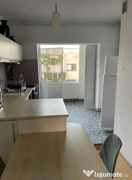 Apartament spațios de închiriat 3 camere | parcare Grigorescu - Cluj-Napoca (Cluj)