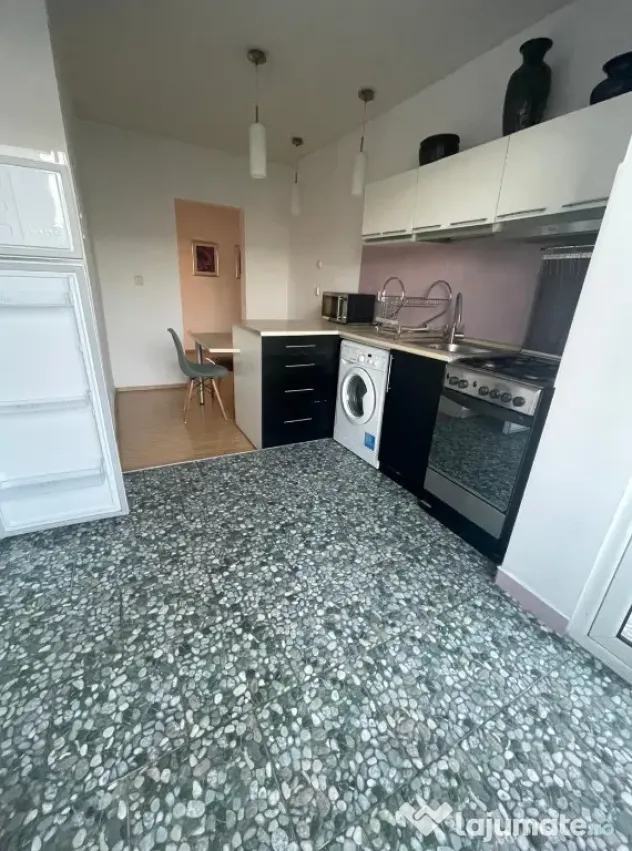 Apartament spațios de închiriat 3 camere | parcare Grigorescu - Cluj-Napoca (Cluj)