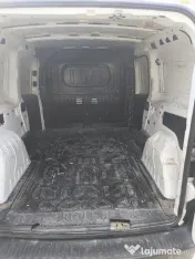 Vând Fiat doblo 