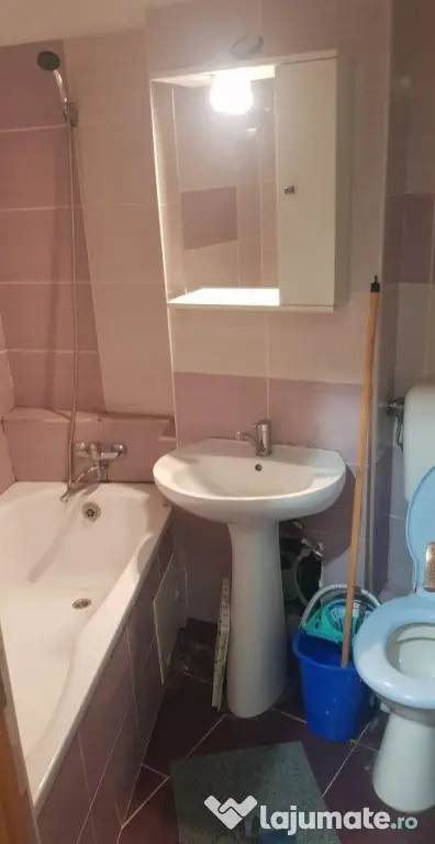 Garsoniera in zona Dacia de inchiriat - Timisoara (Timis)