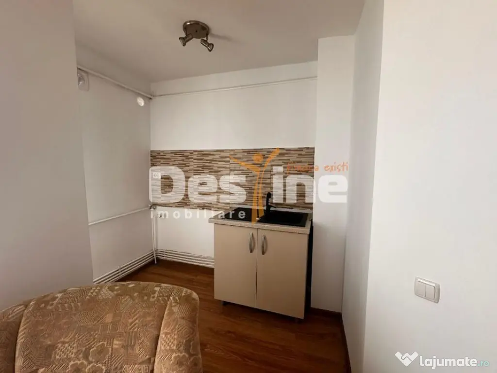 Garsoniera de vanzare 26.000€ zona Darmanesti - Piatra-Neamt (Neamt)