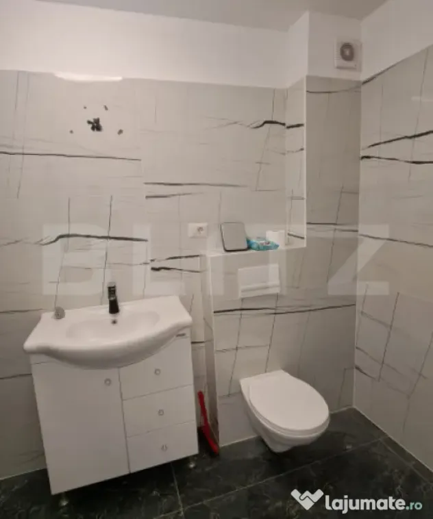 Garsonieră modernă în Tractorul – 43 mp utili + 2 balco - Brasov (Brasov)