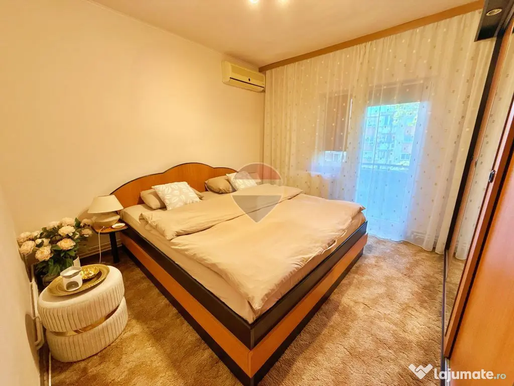 Apartament decomandat cu 3 camere, 2 balcoane și boxă - Arad (Arad)