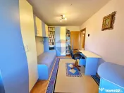 Apartament decomandat cu 3 camere, 2 balcoane și boxă
