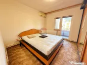 Apartament decomandat cu 3 camere, 2 balcoane și boxă