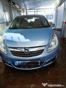Opel Corsa stare foarte buna. Are un singur propietar.