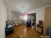 Casă / Vilă 4 camere în zona Laminoru