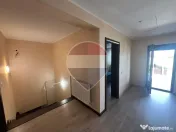 Casă / Vilă 4 camere în zona Laminoru