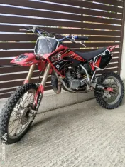Motocross Honda CR85 