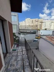 Spatiu Comercial / Birouri Metrou Aparatorii Patriei