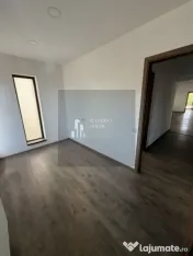 Spatiu Comercial / Birouri Metrou Aparatorii Patriei