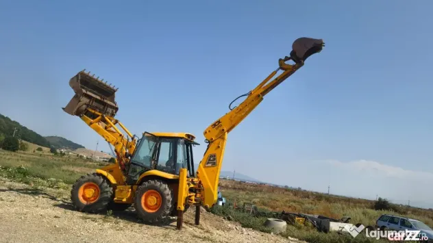 JCB 3CX Super varianta cu 4 roți egale, 4x4x4. - Brasov (Brasov)