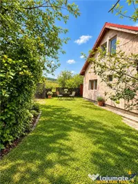 Casa 4 camere,farmec autentic,echipata, mansarada,curte rela 