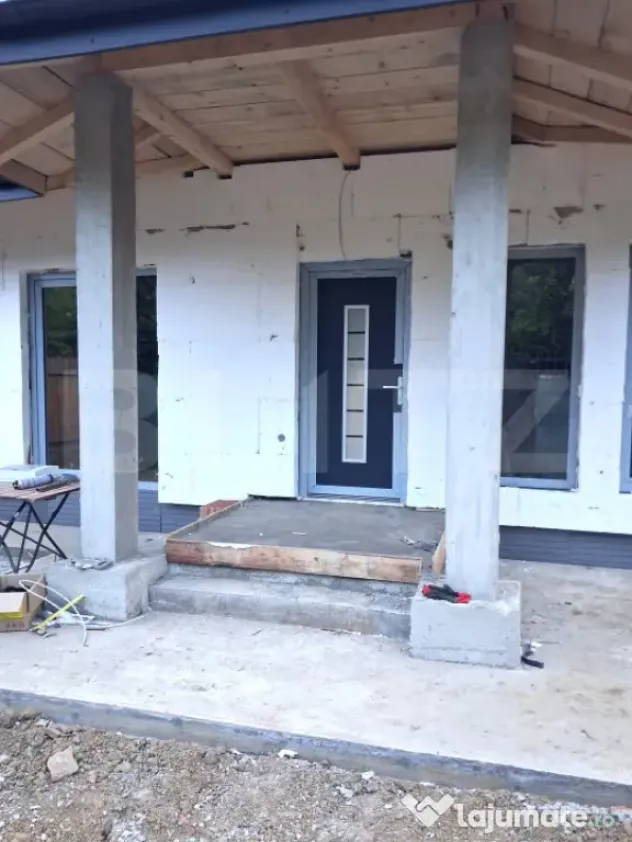 Casa 4 camere, 96 mp, zona Barnova-Pietraria - Pietraria (Iasi)