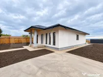 Casa 4 camere, 96 mp, zona Barnova-Pietraria