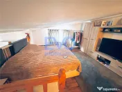 Apartament 2 camere, loc de parcare, geam la baie, zona Vale 