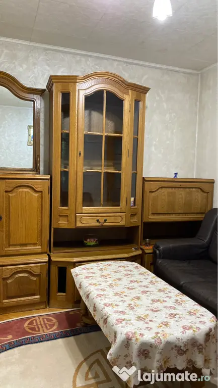 Apartament 2 camere de închiriat - Str.Eudoxiu Hurmuzachi