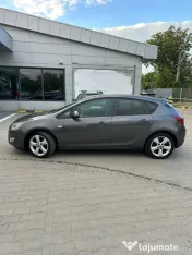 Opel Astra J - 1.7 CDTI - Comenzi pe volan/vocale - AC .